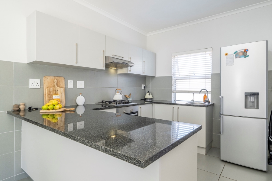 3 Bedroom Property for Sale in Burgundy Estate Western Cape